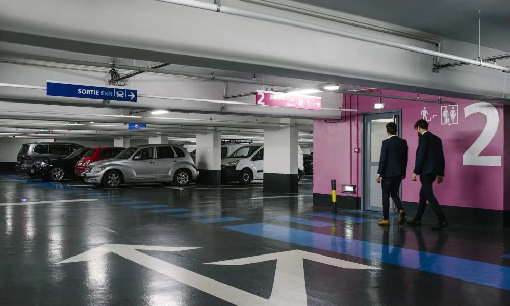 Παρίσι: Τον χρέωσαν €170.392 για 4 ώρες πάρκινγκ!